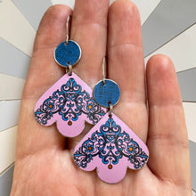 Load image into Gallery viewer, Filigree Corner Trefoil Earrings