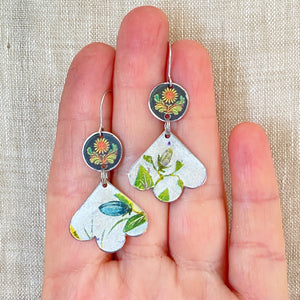Tiny Flowery Trefoil Earrings