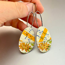 Load image into Gallery viewer, Mixed Oranges Oval Tin Earrings