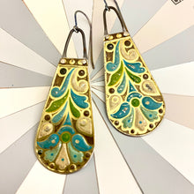 Load image into Gallery viewer, Wm Morris Drop Tin Earrings