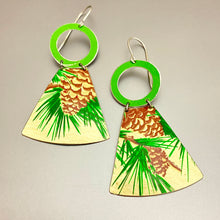 Load image into Gallery viewer, Pinecone Small Fans Tin Earrings