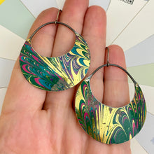 Load image into Gallery viewer, Green &amp; Gold Marbled Crescent Circle Earrings