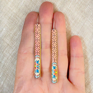Dusty Pink Narrow Edge Earrings