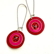 Load image into Gallery viewer, Wire Stitched X O Tin Earrings