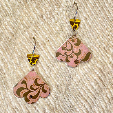 Vintage Faded Pink Trefoil Earrings
