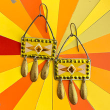 Load image into Gallery viewer, Circus Gold Chandelier Tin Earrings