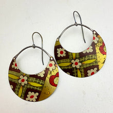 Load image into Gallery viewer, Vintage Golden Patterned Crescent Circles Tin Earrings