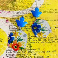 Load image into Gallery viewer, Bright Blue Flowers Drop Tin Earrings