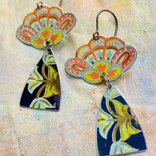 Load image into Gallery viewer, Vintage Folk Flowers Drop Tin Earrings