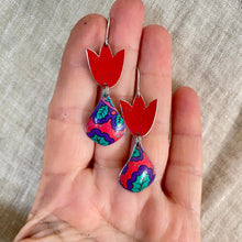 Load image into Gallery viewer, Little Red Tulip Earrings