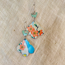 Load image into Gallery viewer, Happy Pink Flowers Trefoil Earrings