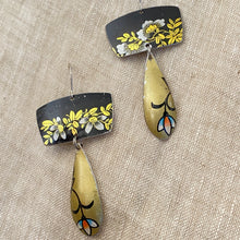 Load image into Gallery viewer, Flowers on Midnight &amp; Gold Earrings