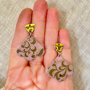 Vintage Faded Pink Trefoil Earrings