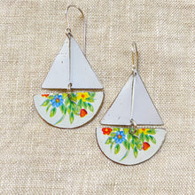 Load image into Gallery viewer, Flowery Sailboat Earrings
