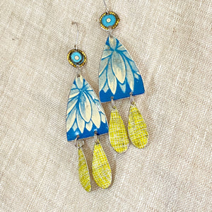 Delft Flowers Chandelier Earrings