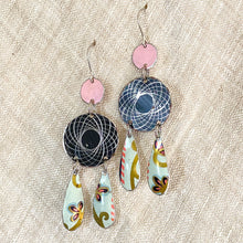 Load image into Gallery viewer, Midnight Spirograph Chandelier Earrings