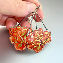 Load image into Gallery viewer, Big Red Flowers Tin Earrings