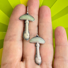 Load image into Gallery viewer, Pale Seafoam Capped Mushroom Earrings