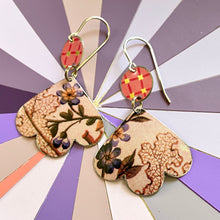 Load image into Gallery viewer, Flowers on Dusty Pink Trefoil Earrings