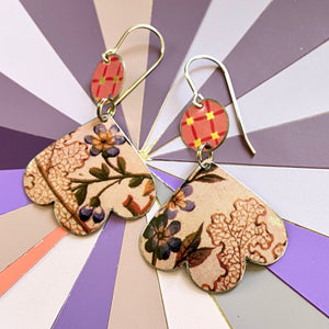 Flowers on Dusty Pink Trefoil Earrings