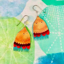 Load image into Gallery viewer, Ritzy Flowers Tin Earrings