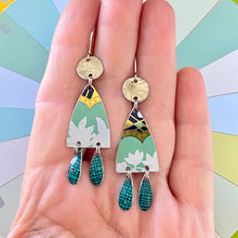 Load image into Gallery viewer, Seafoam &amp; Gold Earrings