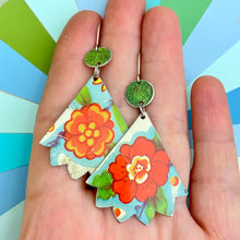 Load image into Gallery viewer, Pinked Edge Orange-y Blossom Earrings