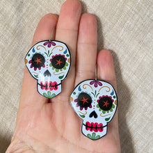 Load image into Gallery viewer, Heart Eyed Sugar Skulls Tin Earrings