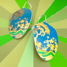 Load image into Gallery viewer, Vintage Chinoiserie Seedpod Tin Earrings
