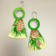 Load image into Gallery viewer, Pinecone Small Fans Tin Earrings