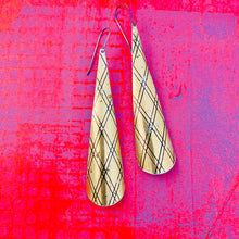 Load image into Gallery viewer, Golden Lattice Long Drop Tin Earrings