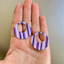 Load image into Gallery viewer, Purple Striped Wide Rings Earrings