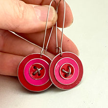 Load image into Gallery viewer, Wire Stitched X O Tin Earrings