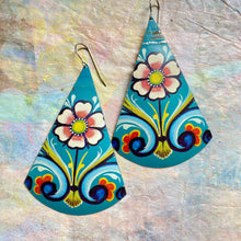 Load image into Gallery viewer, Rosemaling Flowers Cones Tin Earrings