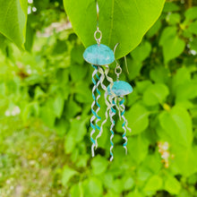Load image into Gallery viewer, Verdigris Jellyfish Tin Earrings