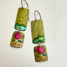 Load image into Gallery viewer, Magenta Gem Rectangles Tin Earrings