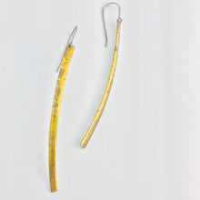 Load image into Gallery viewer, Antiqued Golden Edge Long Narrow Tin Earrings