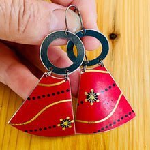 Load image into Gallery viewer, Vibrant Scarlet &amp; Charcoal Small Fans Tin Earrings