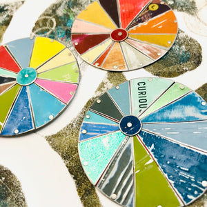 Curious Cools Zero Waste Tin Color Wheel Necklace