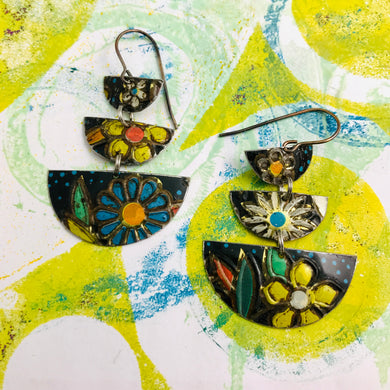 Stylized Flowers Stacked Half Moons Earrings