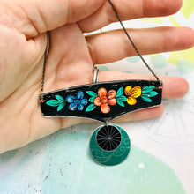 Load image into Gallery viewer, Flowery Edge on Black Wide Arc Zero Waste Necklace