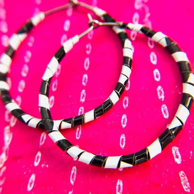 Spiraled Black & White Small Tin Hoop Earrings