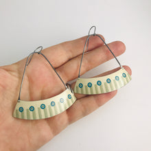 Load image into Gallery viewer, Blue Circle Pattern Wide Arc Waste Tin Earrings