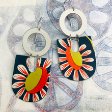 Load image into Gallery viewer, Big Daisies Chunky Horseshoes Zero Waste Tin Earrings