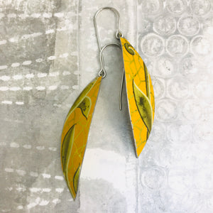 Mango Crackle Little Leaf Shape Tin Earrings