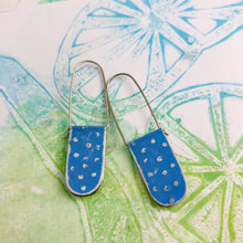 Load image into Gallery viewer, Dotty Flax Flower Blue Arch Dangle Tin Earrings